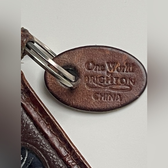 Vintage Brighton “One World” Faux-Croc Key Chain Purse Charm w/ Photo Locket - Picture 12 of 12